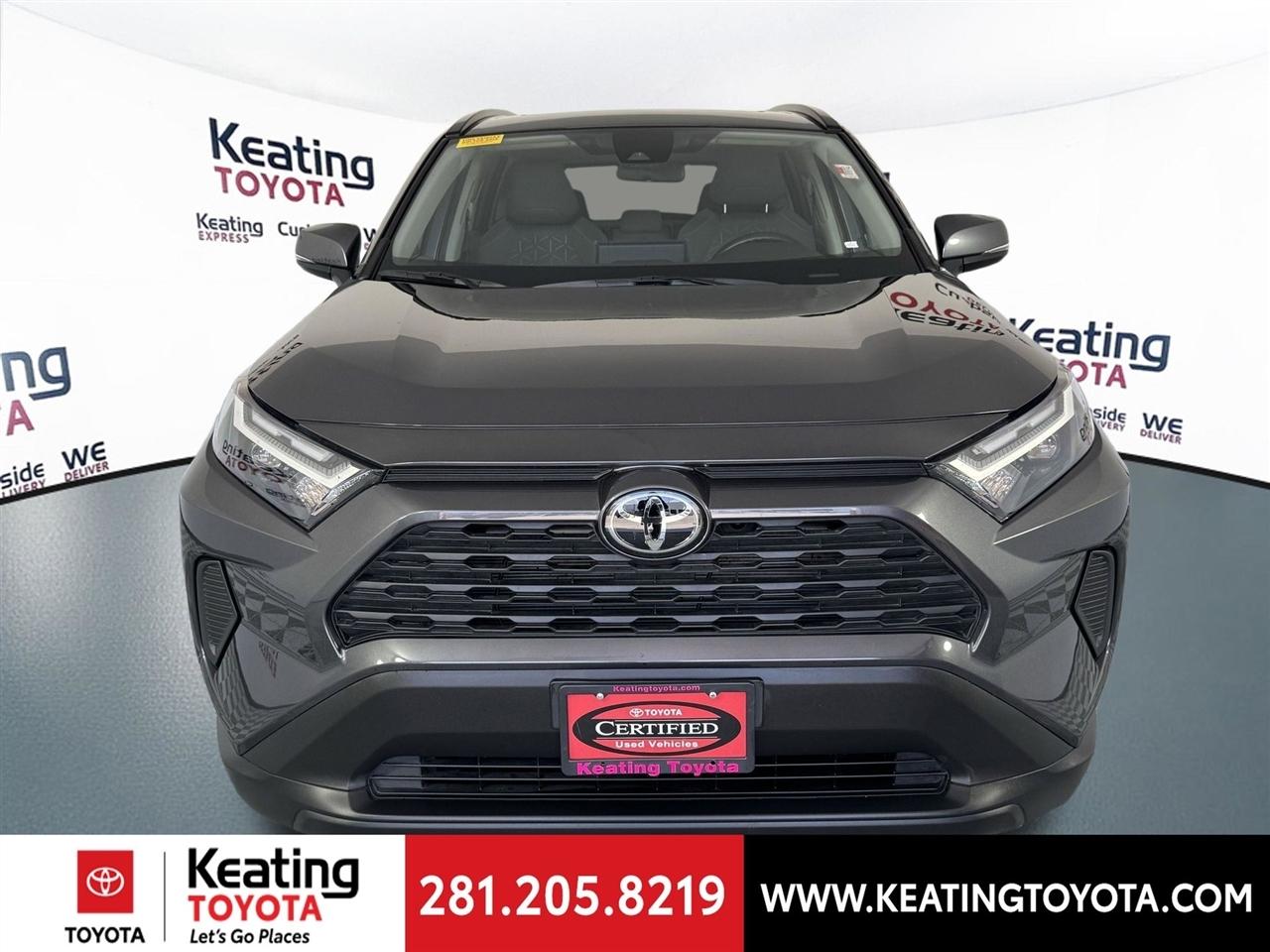 Toyota RAV4 XLE 2025