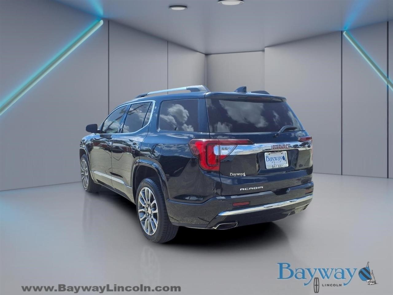 GMC Acadia Denali 2021