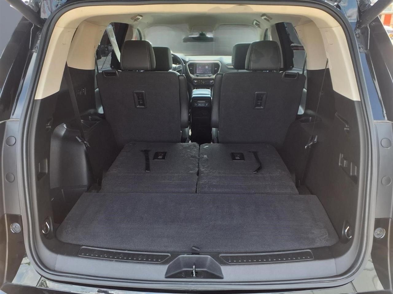 GMC Acadia Denali 2021