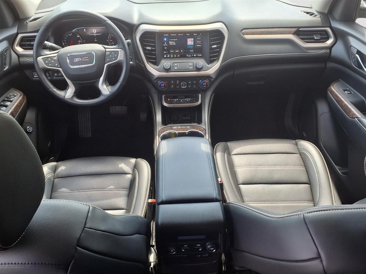 GMC Acadia Denali 2021