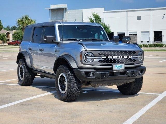 Ford Bronco Outer Banks 4-Door w/Advanced 2023