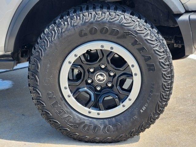 Ford Bronco Outer Banks 4-Door w/Advanced 2023