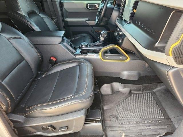 Ford Bronco Outer Banks 4-Door w/Advanced 2023