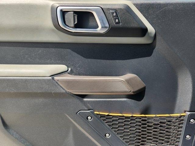 Ford Bronco Outer Banks 4-Door w/Advanced 2023