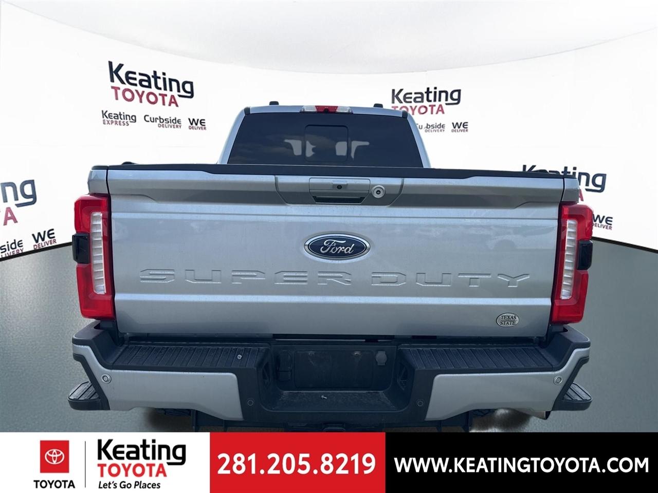 Ford F-250 SD XLT Crew Cab 4WD 2023