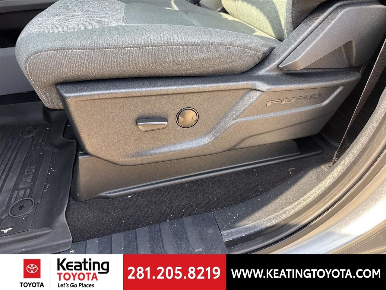 Ford F-250 SD XLT Crew Cab 4WD 2023