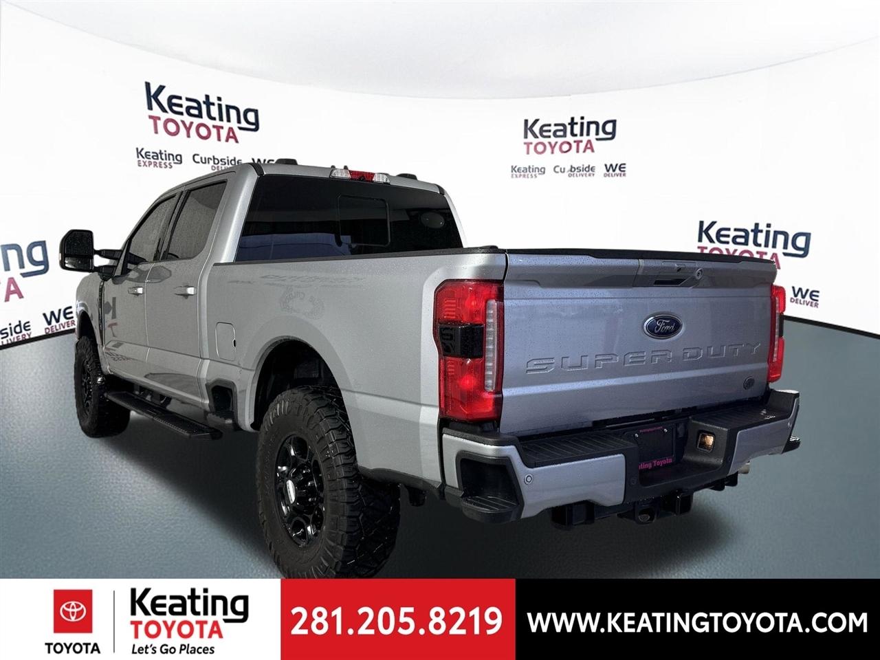 Ford F-250 SD XLT Crew Cab 4WD 2023
