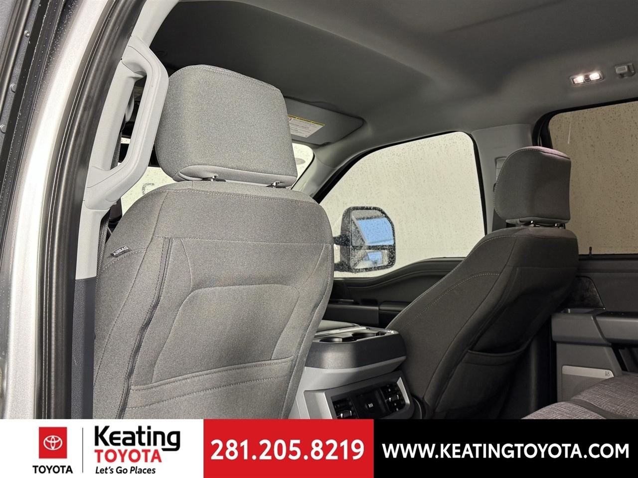 Ford F-250 SD XLT Crew Cab 4WD 2023