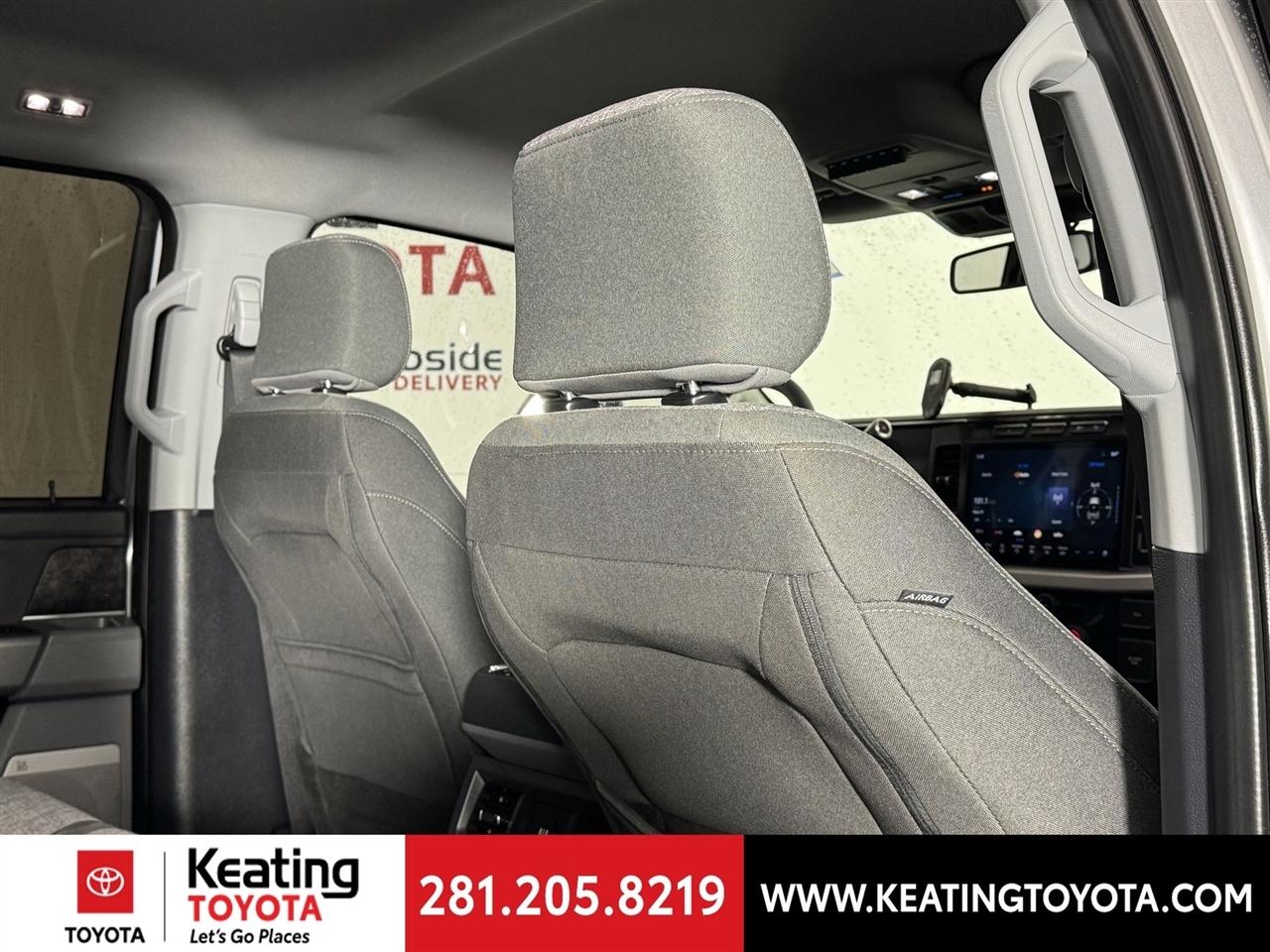 Ford F-250 SD XLT Crew Cab 4WD 2023