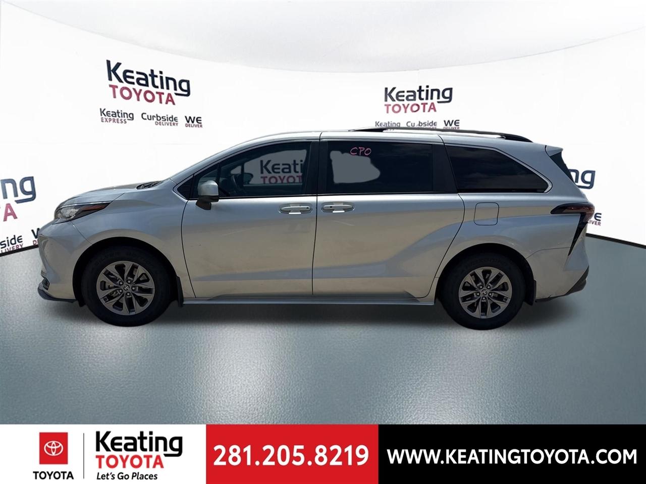 Toyota Sienna LE 8-Passenger 2023