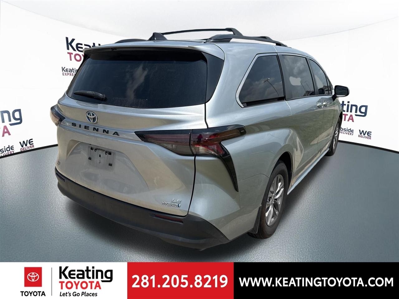 Toyota Sienna LE 8-Passenger 2023