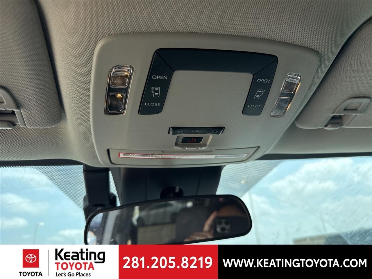 Toyota Sienna LE 8-Passenger 2023