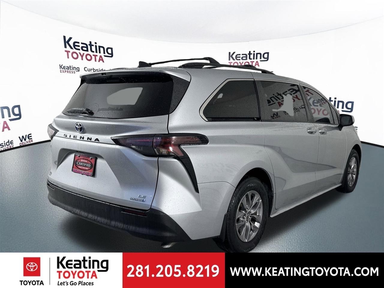 Toyota Sienna LE 8-Passenger 2023