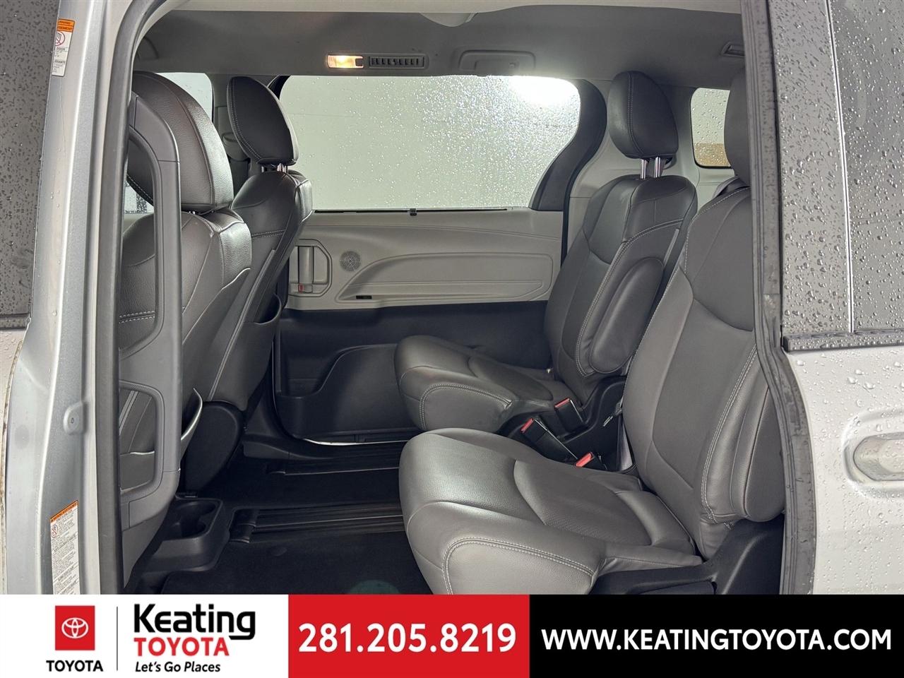 Toyota Sienna LE 8-Passenger 2023