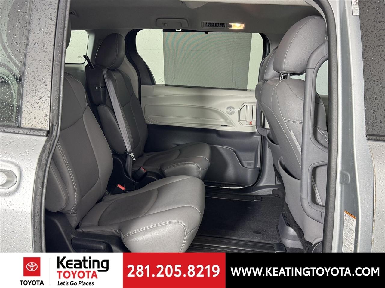 Toyota Sienna LE 8-Passenger 2023