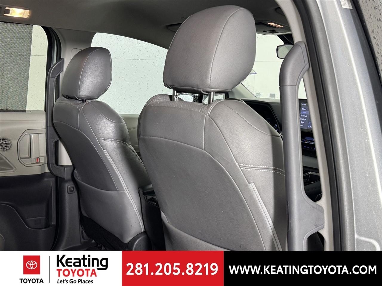 Toyota Sienna LE 8-Passenger 2023