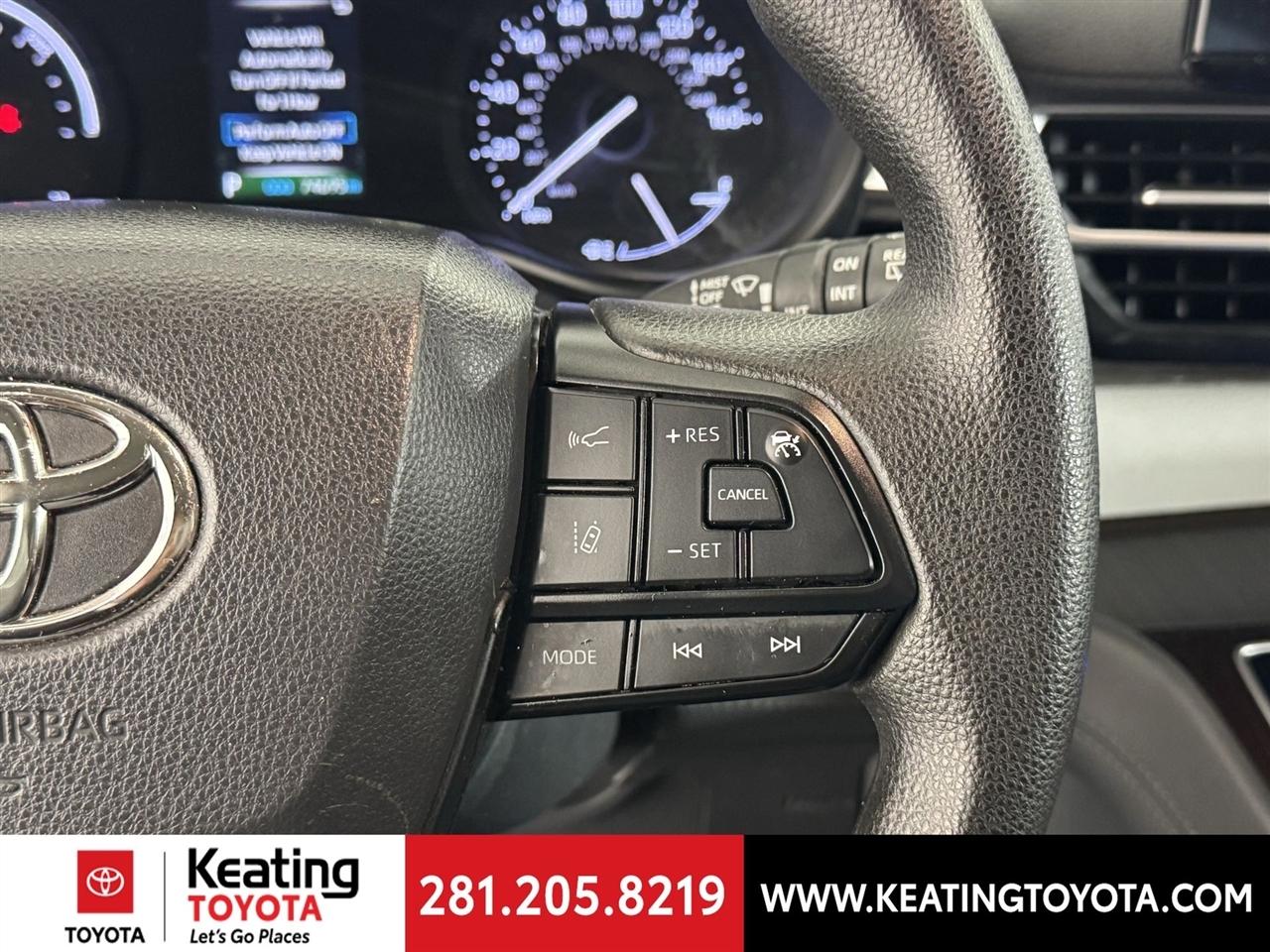 Toyota Sienna LE 8-Passenger 2023
