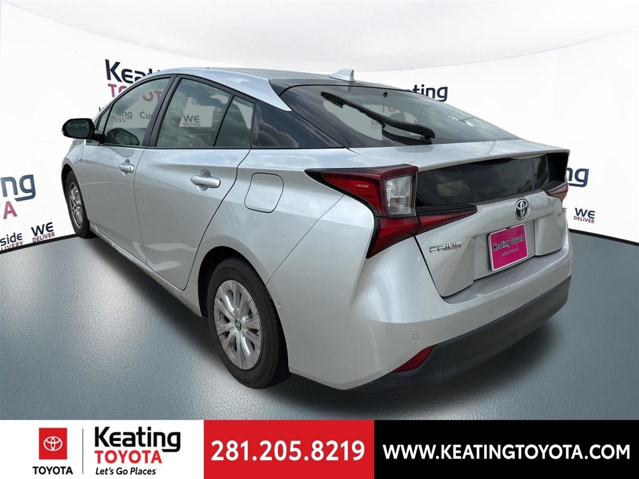 Toyota Prius LE 2020