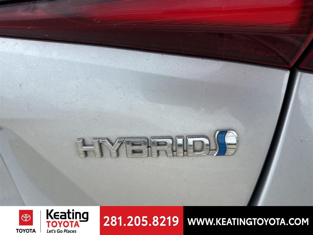 Toyota Prius LE 2020