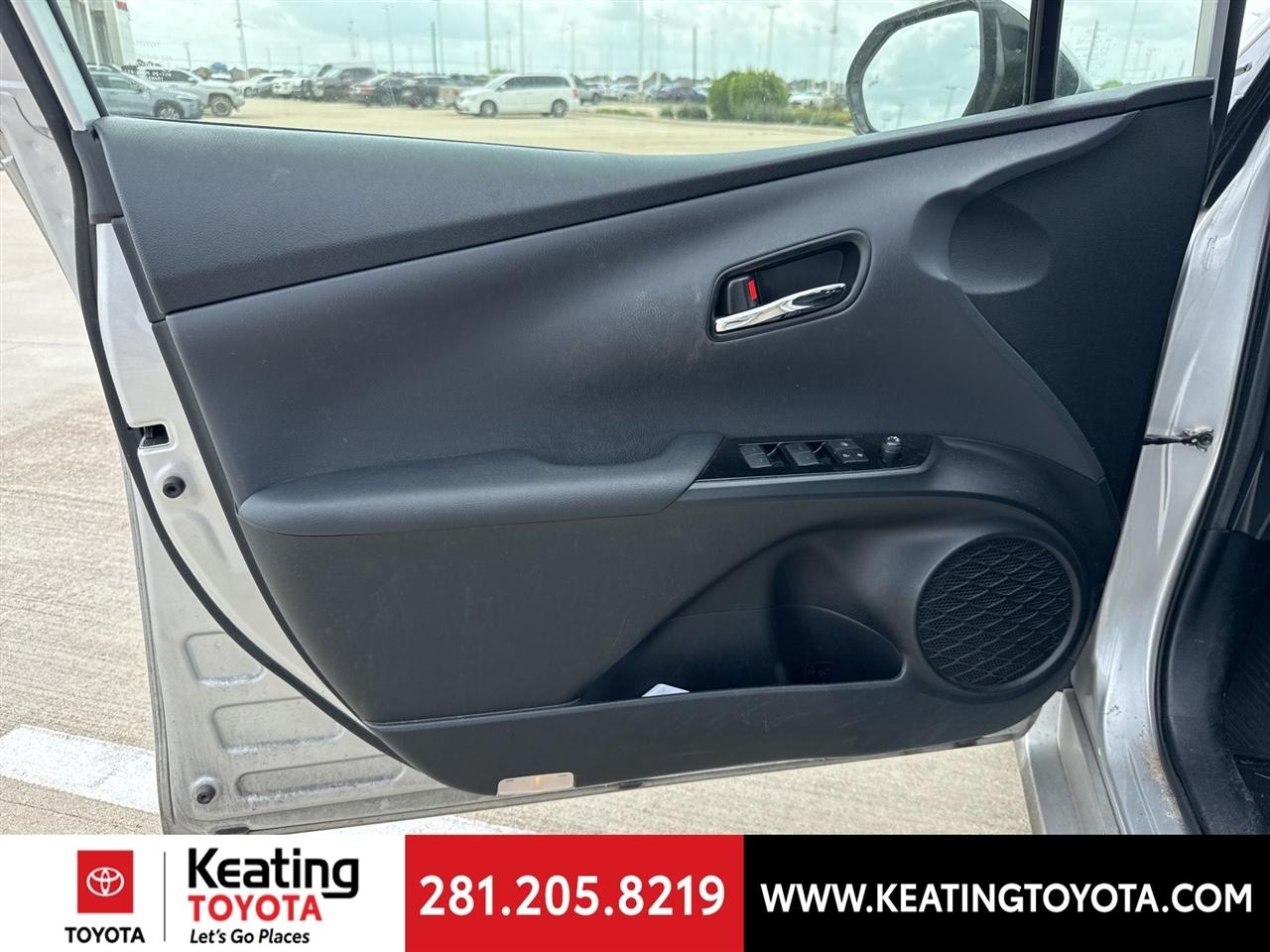 Toyota Prius LE 2020