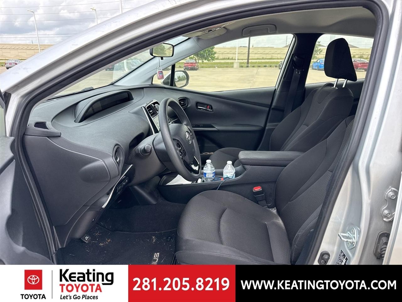 Toyota Prius LE 2020