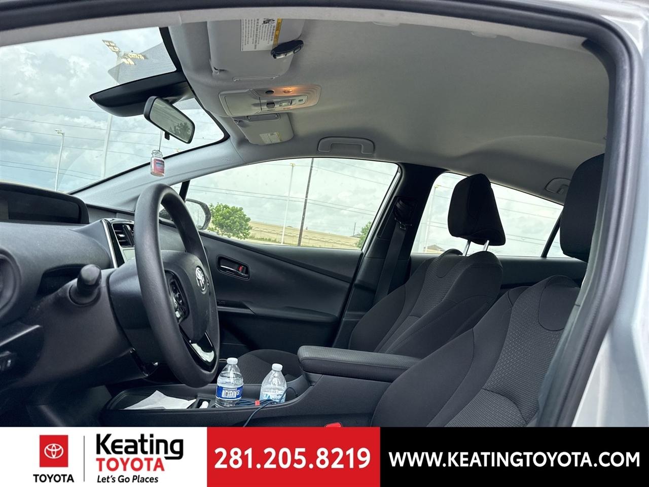 Toyota Prius LE 2020