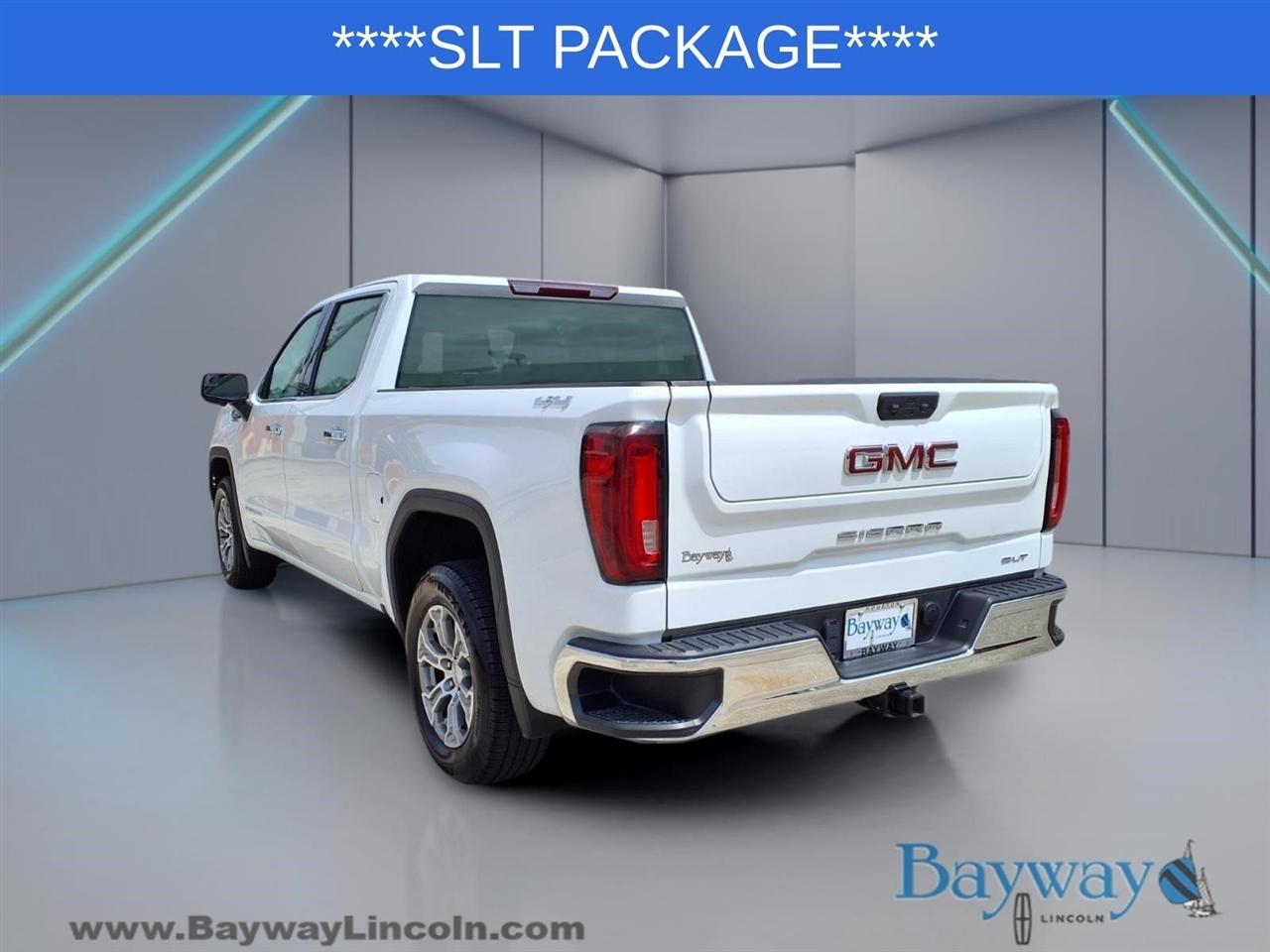 GMC Sierra 1500 SLT Crew Cab 4WD 2025