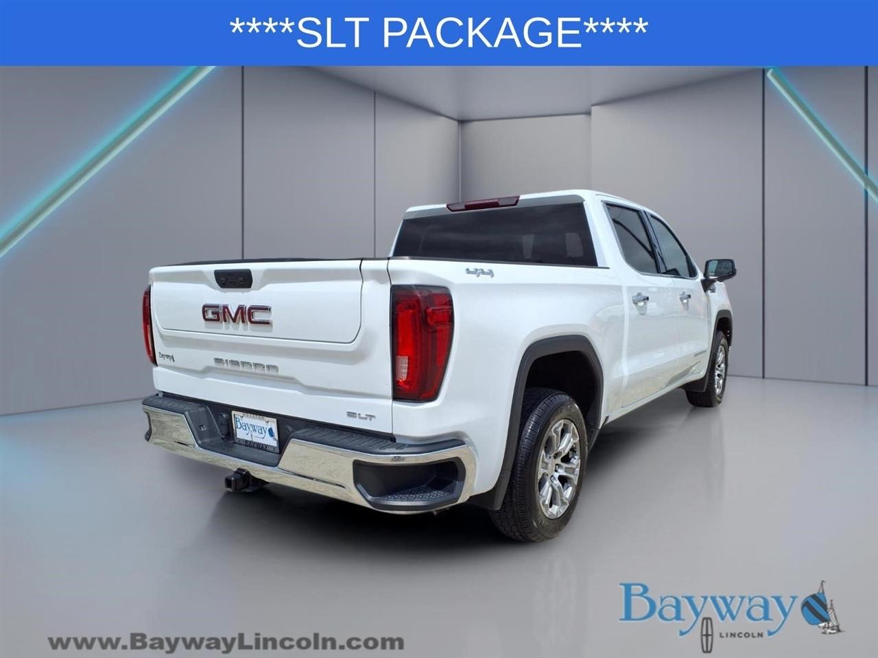 GMC Sierra 1500 SLT Crew Cab 4WD 2025