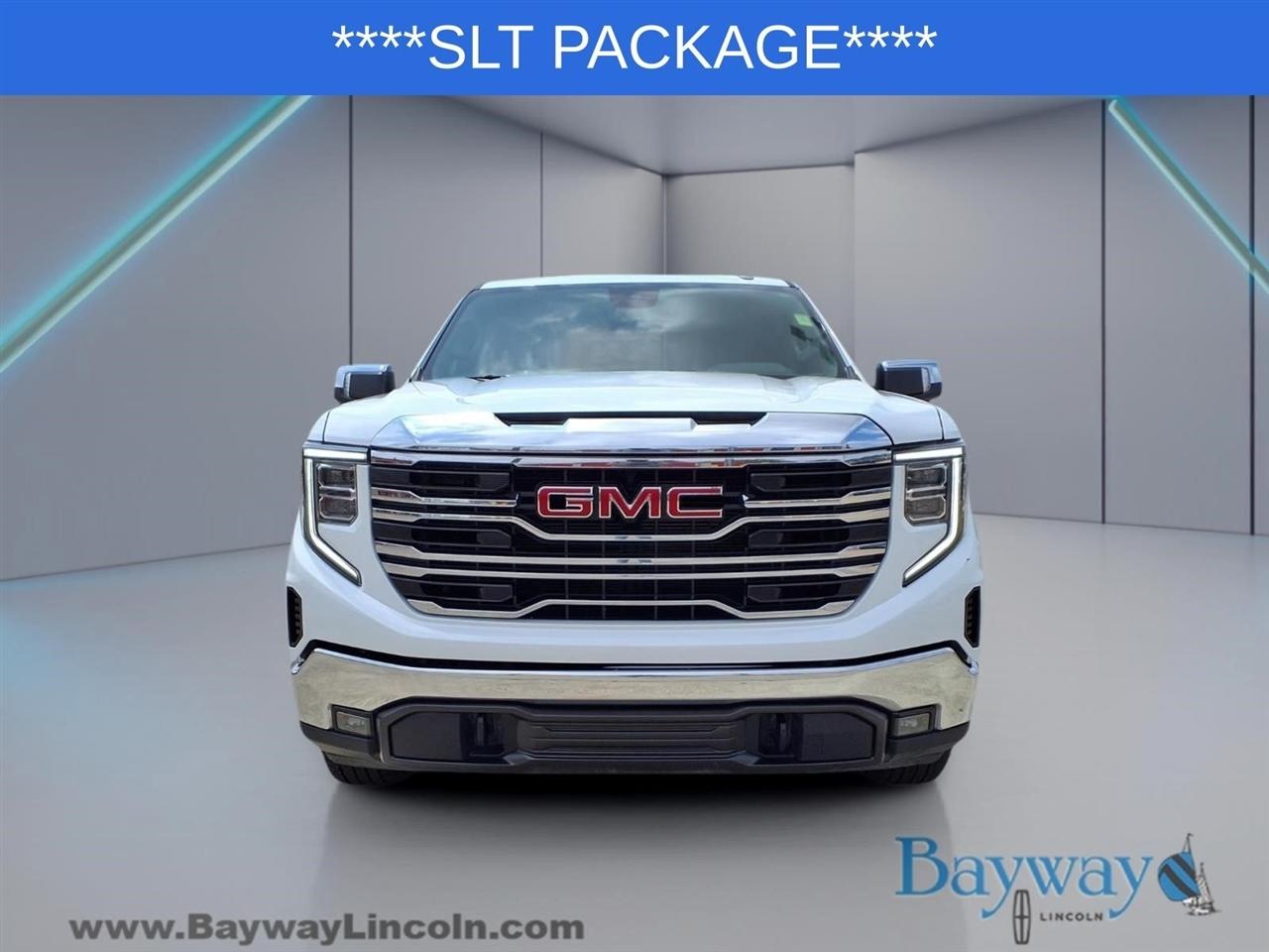 GMC Sierra 1500 SLT Crew Cab 4WD 2025