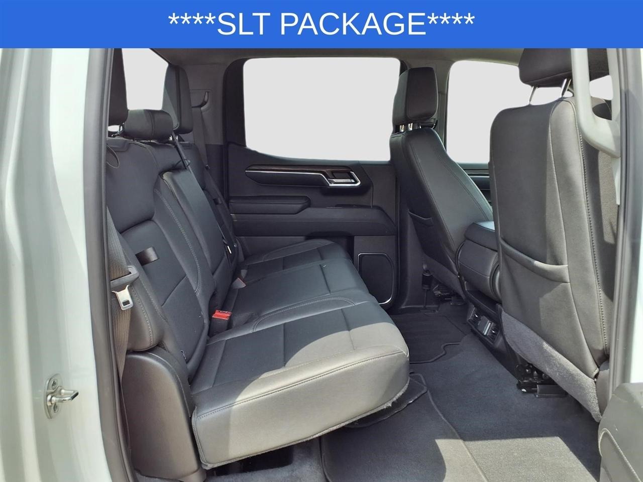 GMC Sierra 1500 SLT Crew Cab 4WD 2025