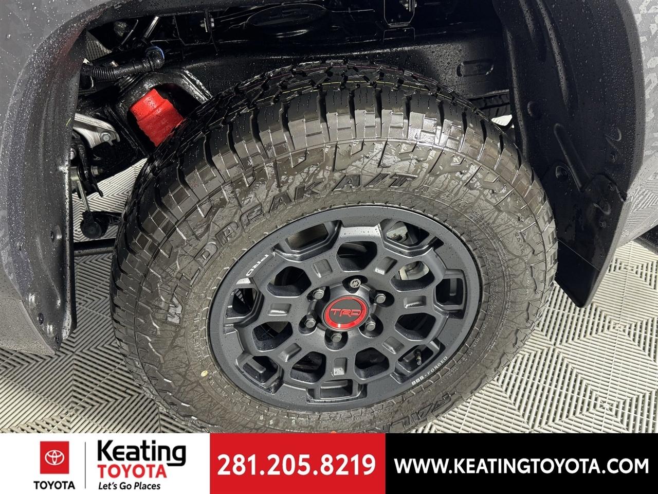 Toyota Tundra TRD PRO CrewMax 4WD Hybrid 2026