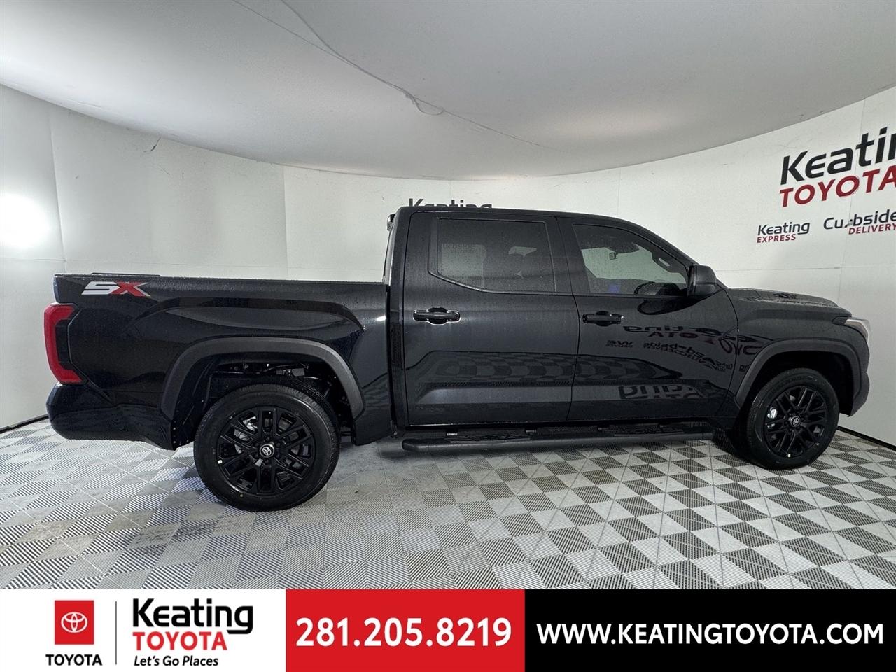 Toyota Tundra SR5 CrewMax 2WD 2026