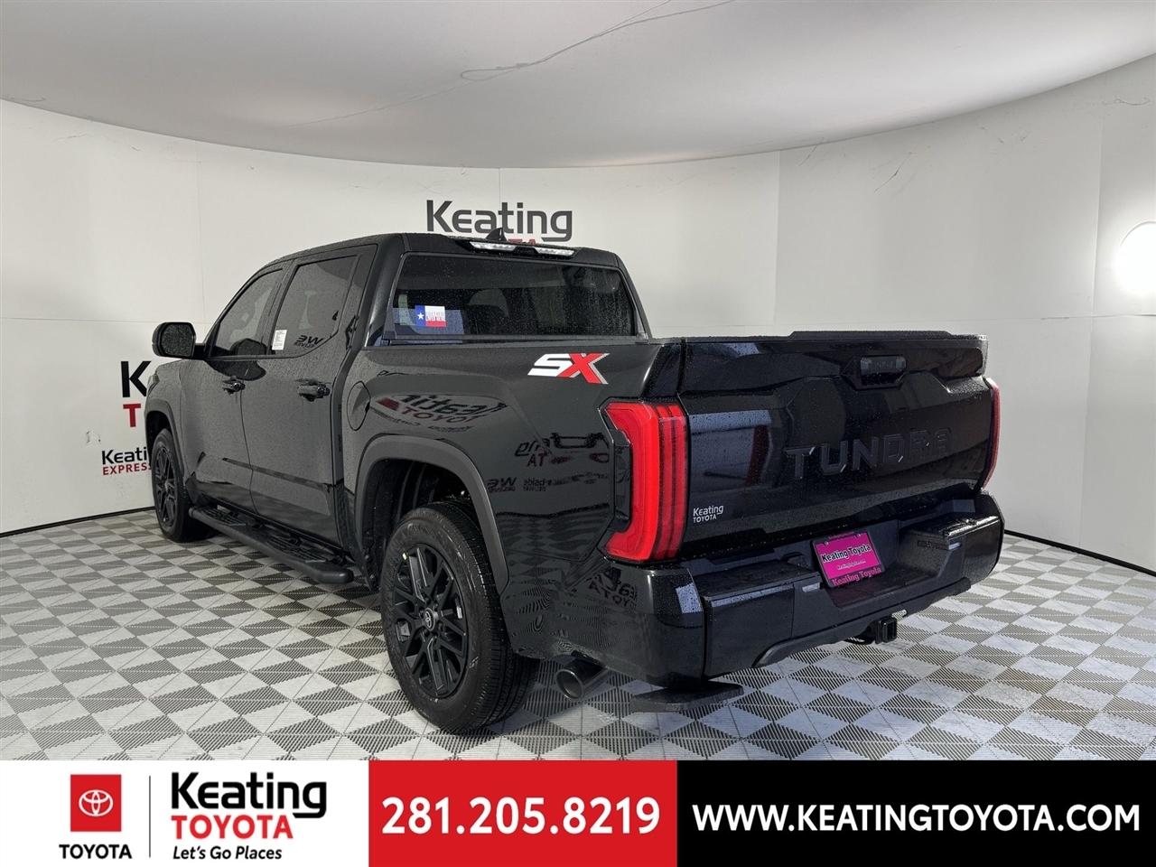 Toyota Tundra SR5 CrewMax 2WD 2026