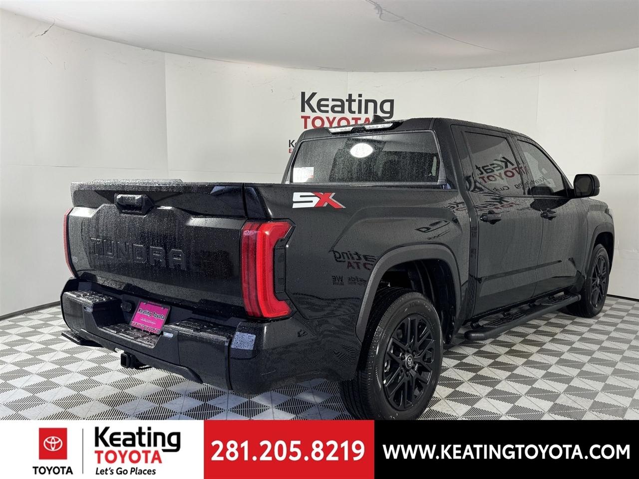Toyota Tundra SR5 CrewMax 2WD 2026