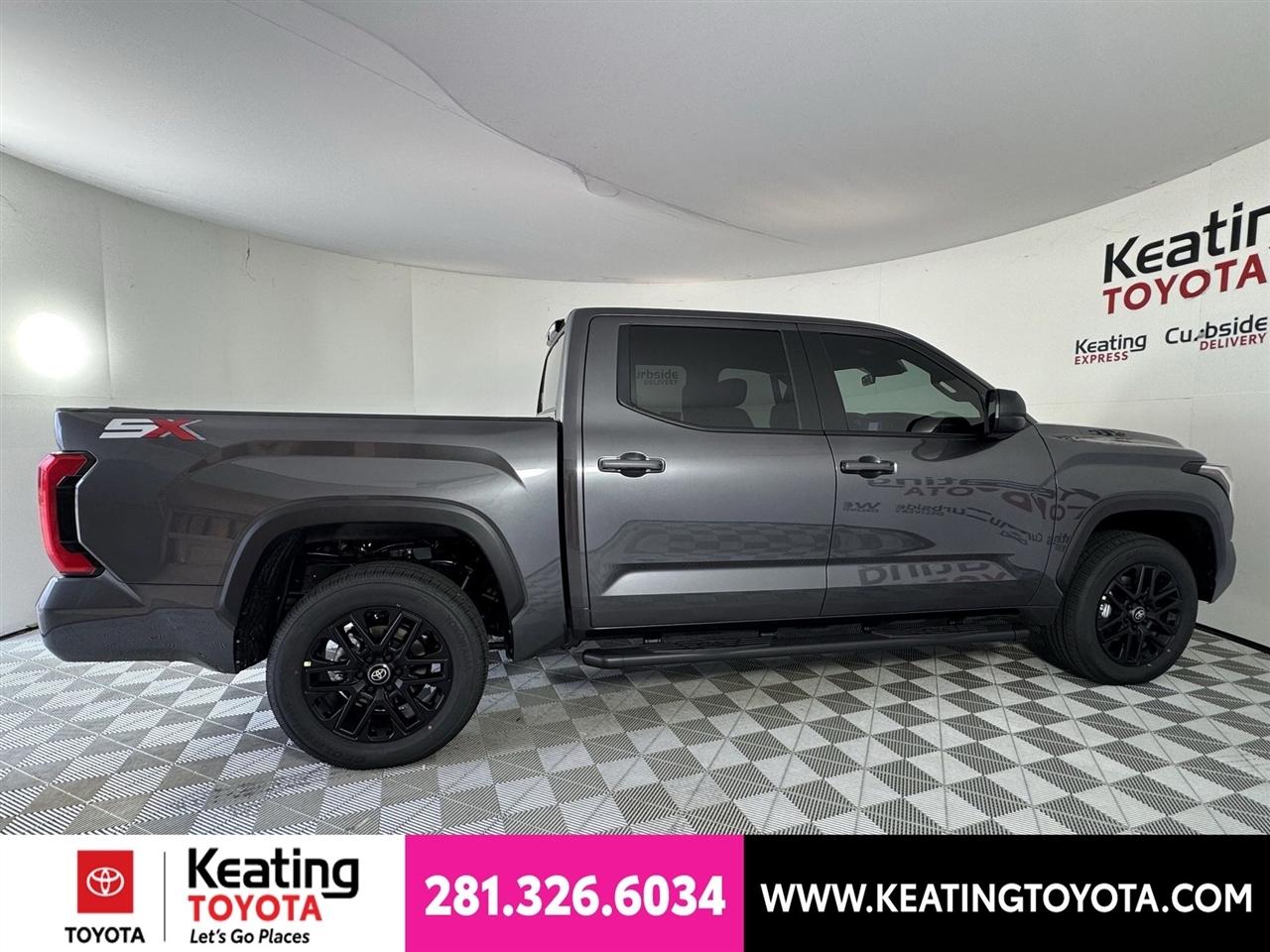 Toyota Tundra SR5 CrewMax 4WD 2026