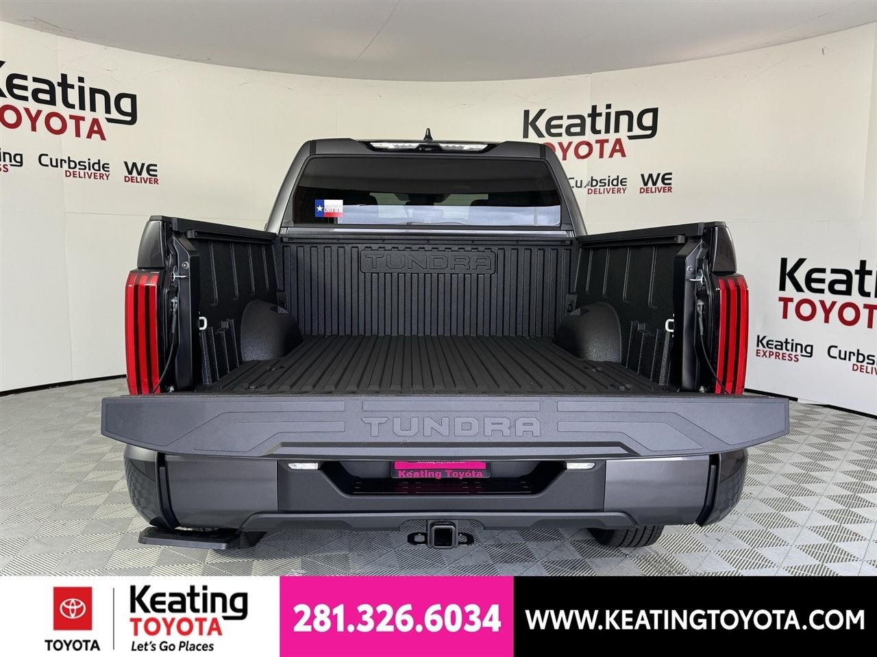 Toyota Tundra SR5 CrewMax 4WD 2026