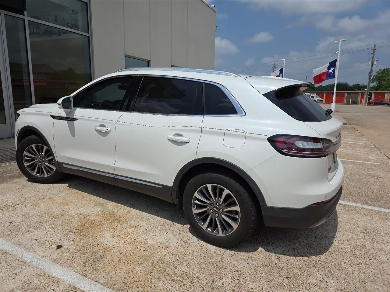 Lincoln Nautilus Base 2023