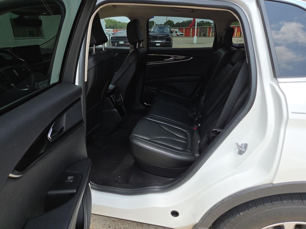 Lincoln Nautilus Base 2023