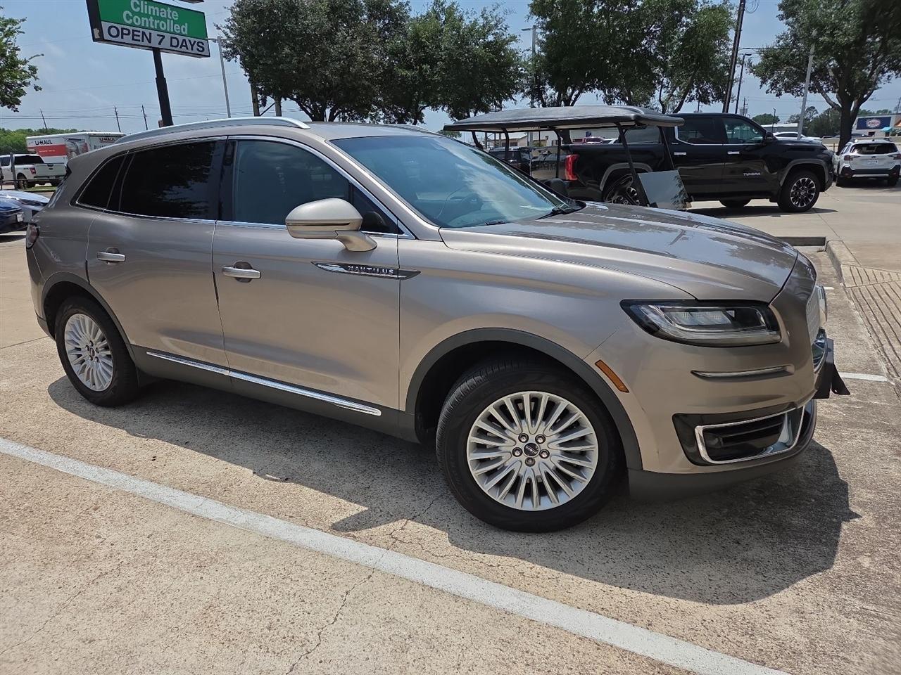 Lincoln Nautilus Base 2019