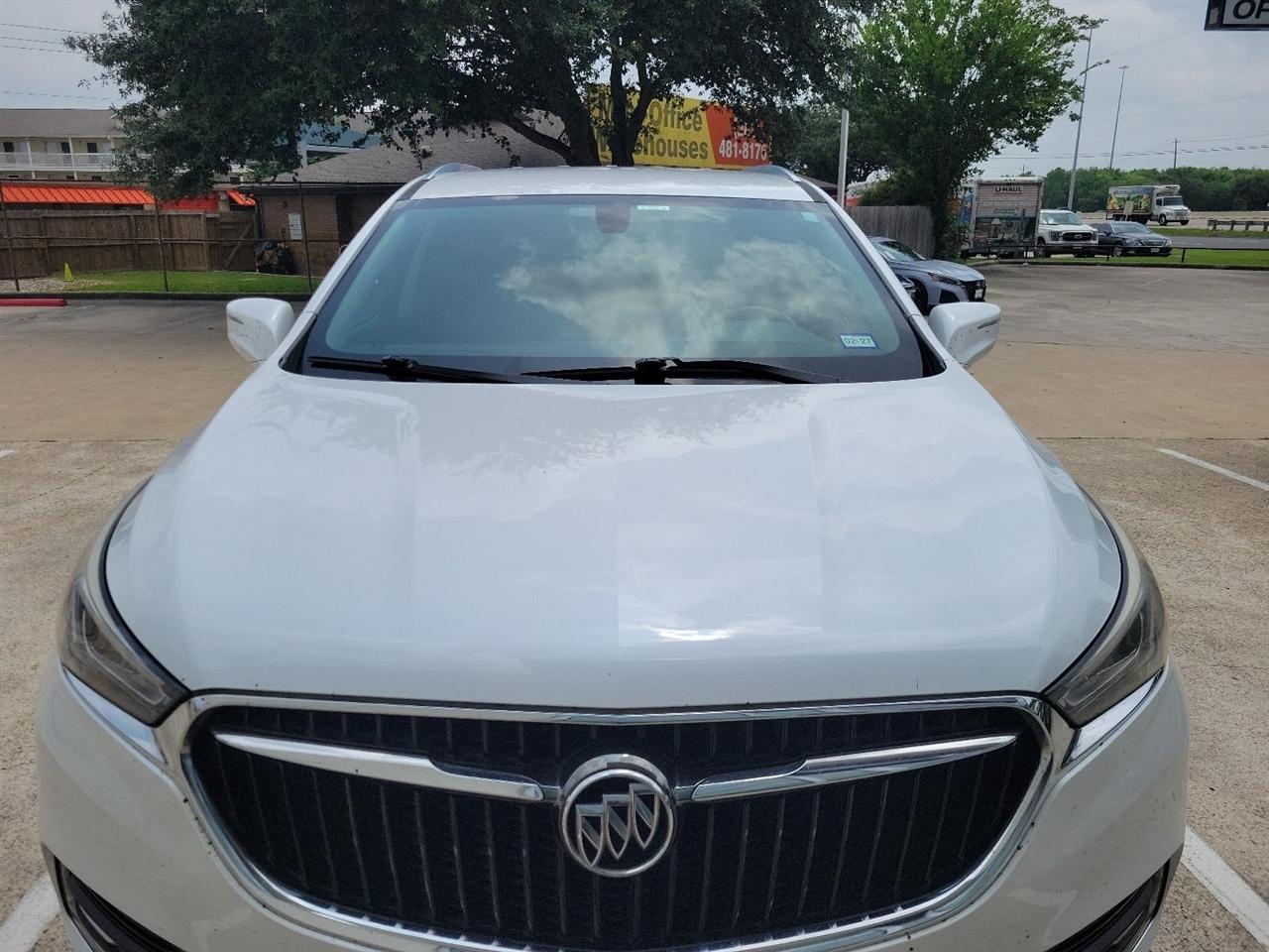 Buick Enclave Essence FWD 2018