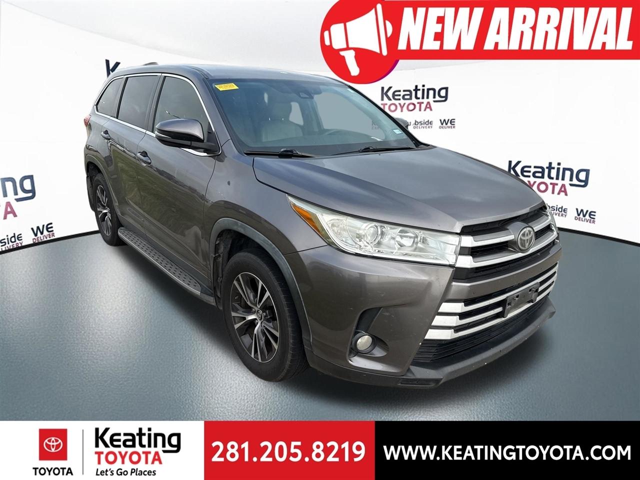 Toyota Highlander LE Plus FWD V6 2019