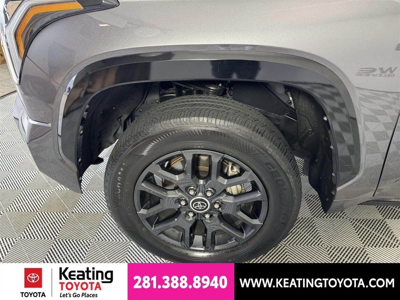Toyota Tundra Platinum CrewMax 4WD 2023