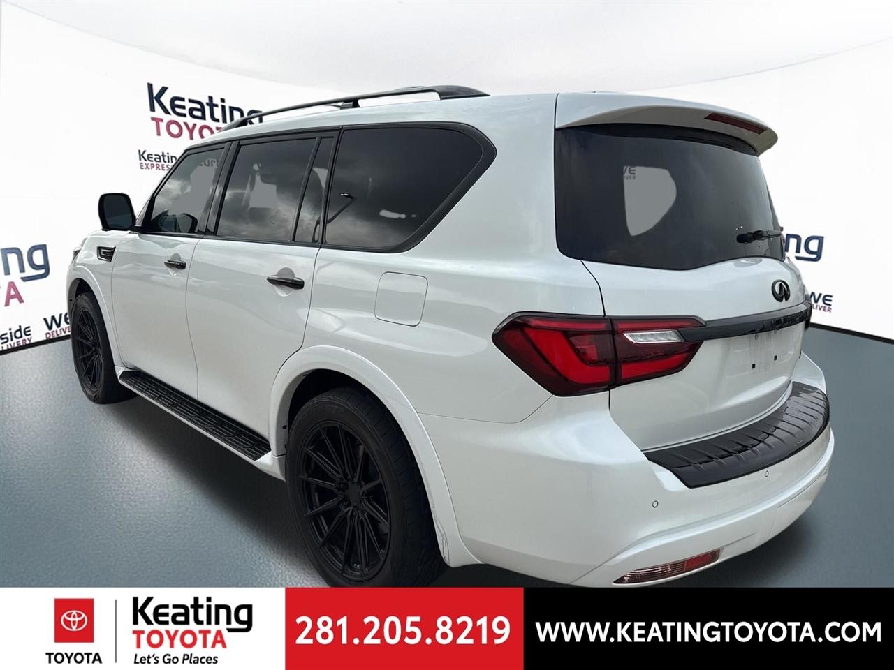 Infiniti QX80 LUXE 2022