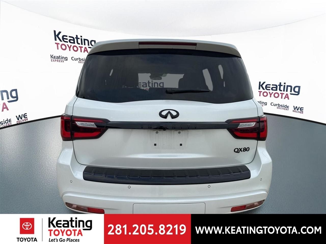 Infiniti QX80 LUXE 2022