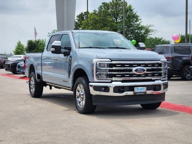 Ford F-250 SD Lariat Crew Cab 4WD 2025
