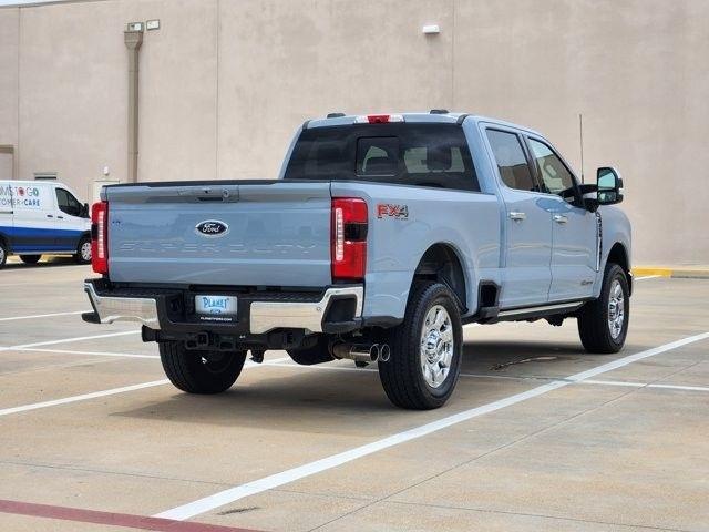 Ford F-250 SD Lariat Crew Cab 4WD 2025