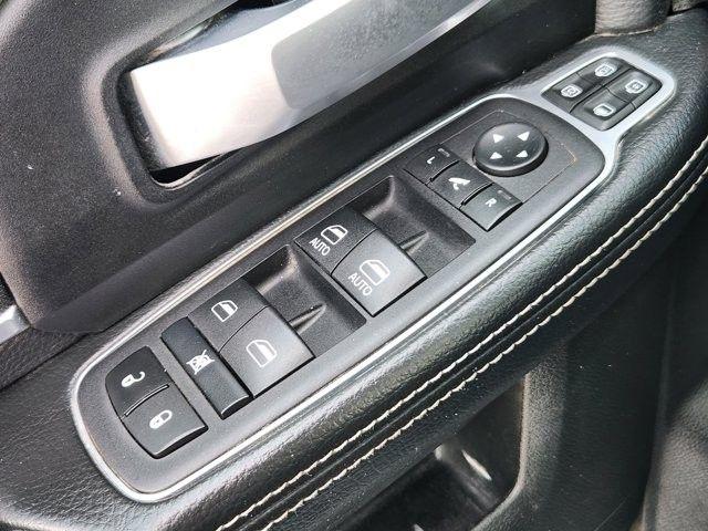 RAM 2500 Tradesman Crew Cab SWB 4WD 2024