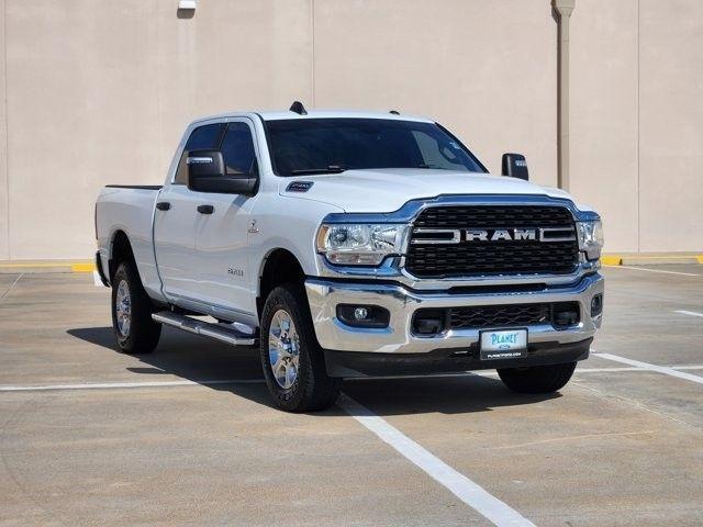 RAM 2500 Tradesman Crew Cab SWB 4WD 2024