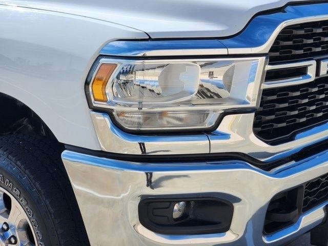 RAM 2500 Tradesman Crew Cab SWB 4WD 2024