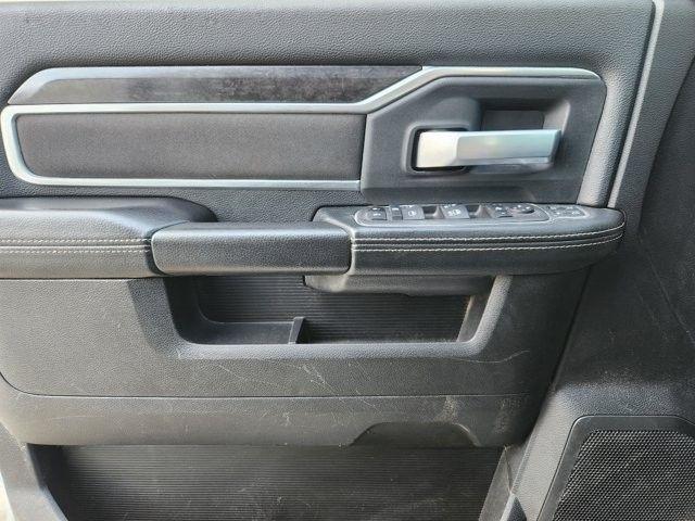 RAM 2500 Tradesman Crew Cab SWB 4WD 2024
